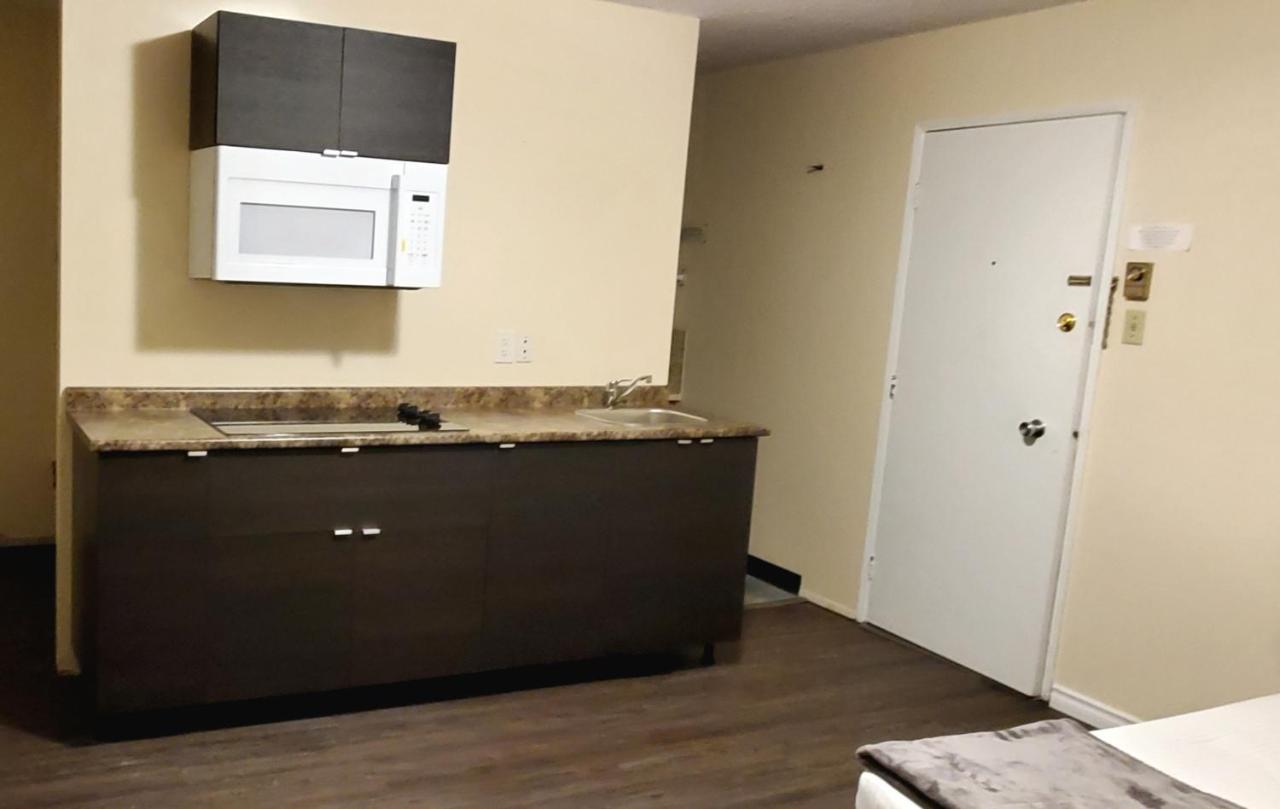 Agassiz Park Lodge McCreary Bagian luar foto