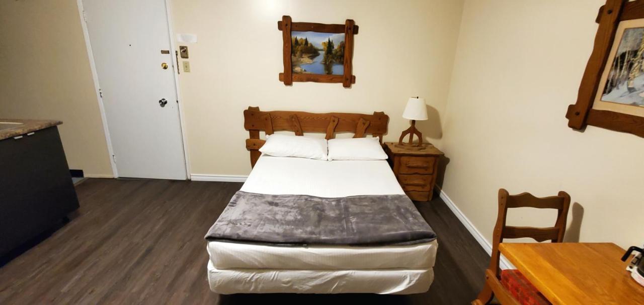 Agassiz Park Lodge McCreary Bagian luar foto